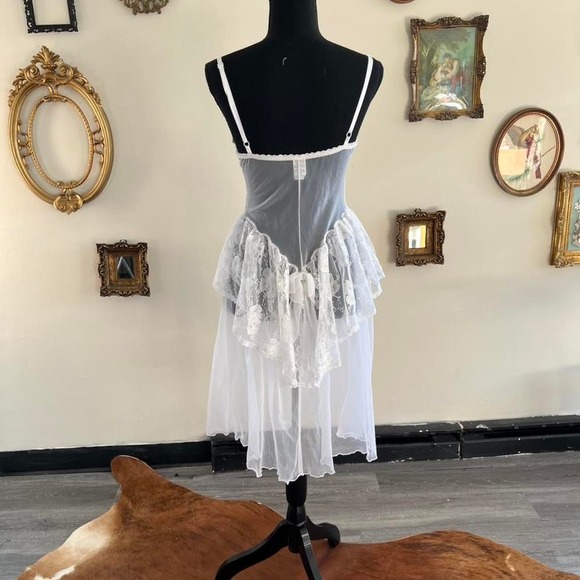 Vintage White Lace Bridal Lingerie Gown Coquette Romantic - Picture 4 of 5